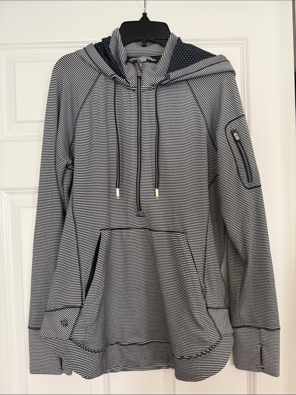 Athleta Striped Black & White Hooded Pullover Hoodie